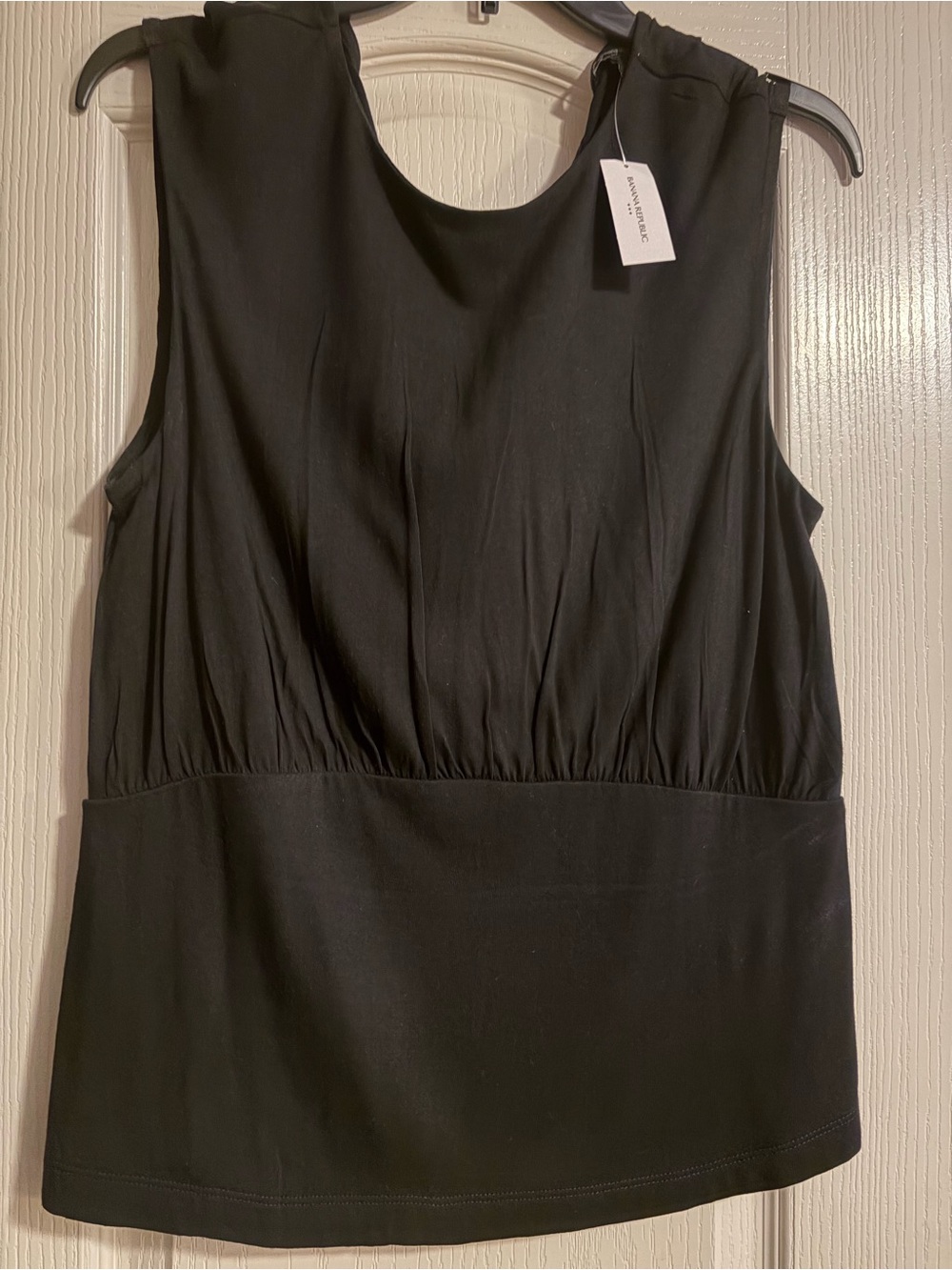 NWT Banana Republic Black Sleeveless Blouse Size Large Career Work Top